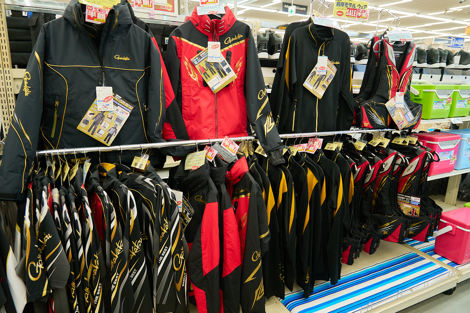 秋フェアの対象商品が並ぶ売場