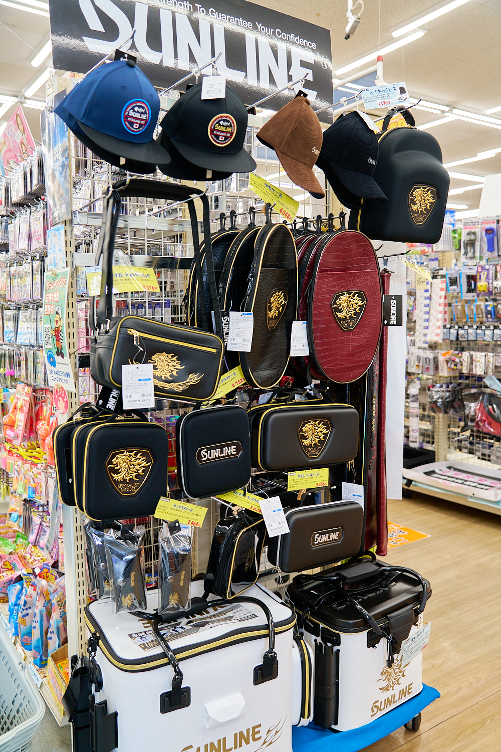 ベイマルチョウ店内に開設したSUNLINEコーナーの売場全景